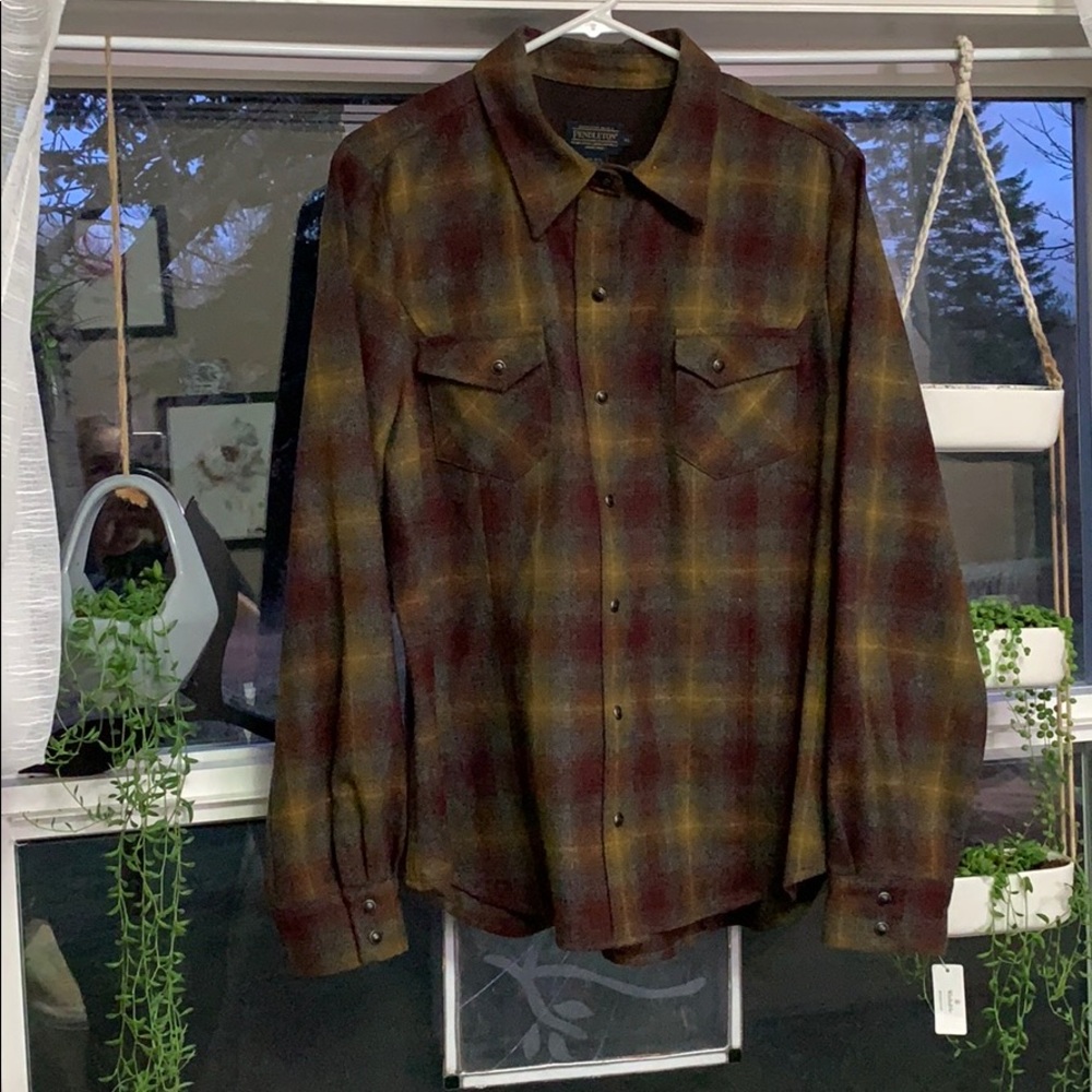 Women’s Pendleton Button up